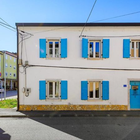 Center House With Apartments Umago Exterior foto